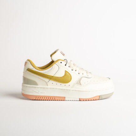 Nike Air Force Sneakers