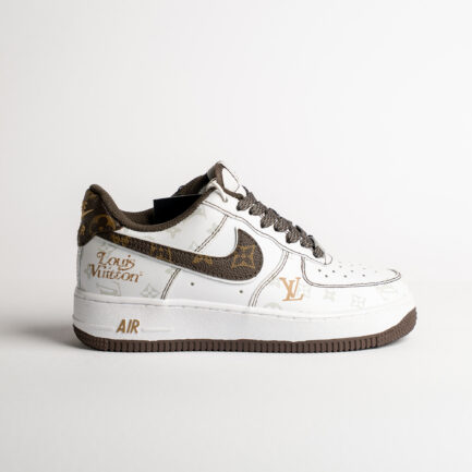 Nike Air Force 1 Sneakers